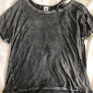 Grey We The Free tshirt (m)